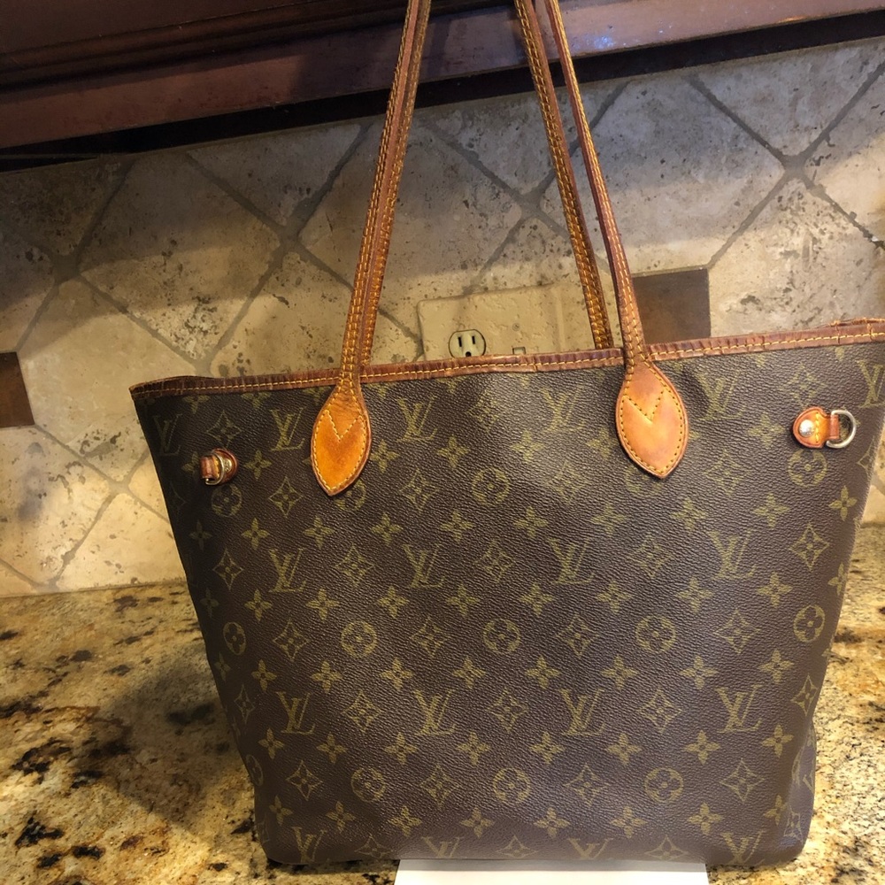 Louis Vuitton Neverfull MM